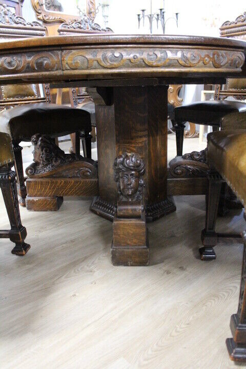 Ensemble de salle à manger antique en chêne maillé , sculpter dans Mobilier de salle à manger et cuisine  à St-Georges-de-Beauce - Image 4