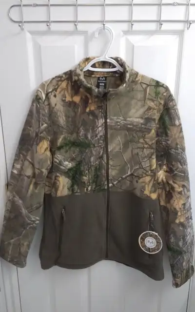 Realtree hunting apparel (Fall Jacket), View more