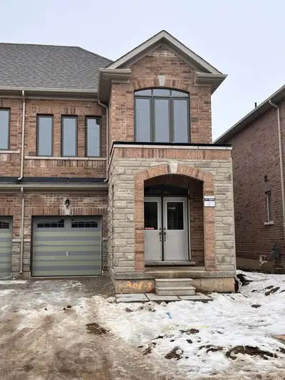 4 Bed semi Detached for rent