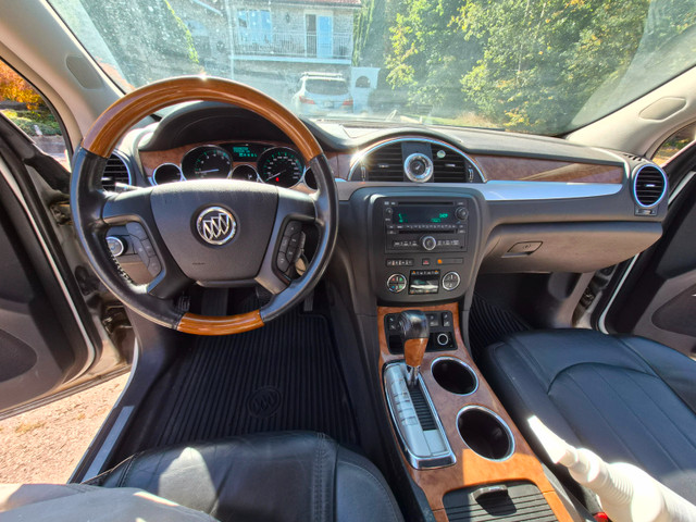 2010 Buick Enclave CLX1– 7 Passenger SUV – Needs Timing Chain in Cars & Trucks in Hamilton - Image 4