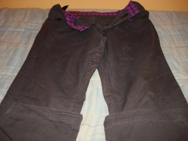 size 32W/42L,VAN HEUSEN MENS CLUB STYLE DRESS PANTS. (LIKE NEW.. in Men's in Moncton