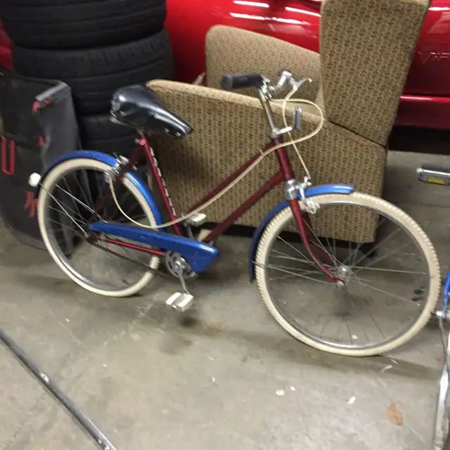 royal bike in Kids in City of Toronto - Image 2
