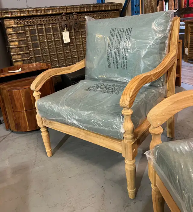 NEW Solid Teak Outdoor Upholstered Accent Patio Chairs (2) in Patio & Garden Furniture in Oakville / Halton Region - Image 4