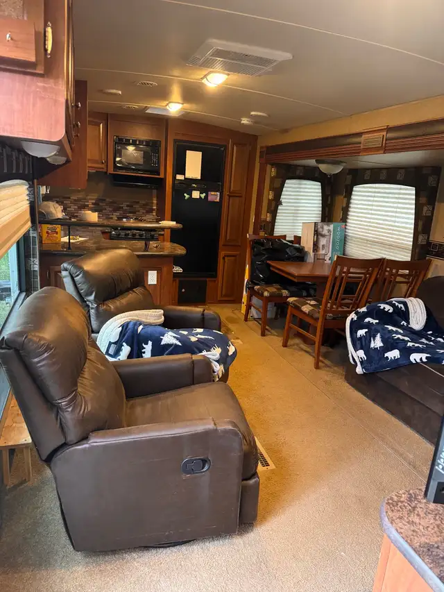 Jayco Eagle 316 RKDS in Travel Trailers & Campers in St. Albert - Image 8