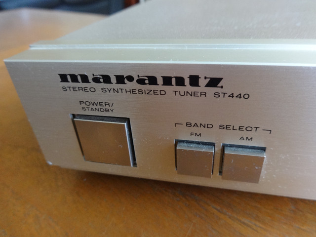 Marantz ST440 Vintage Stereo Synthesized Tuner AM/FM for sale in Stereo Systems & Home Theatre in Markham / York Region