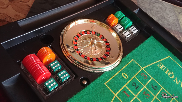 Ensemble de Roulette Deluxe TableTop dans Jouets et jeux  à Longueuil/Rive Sud - Image 3