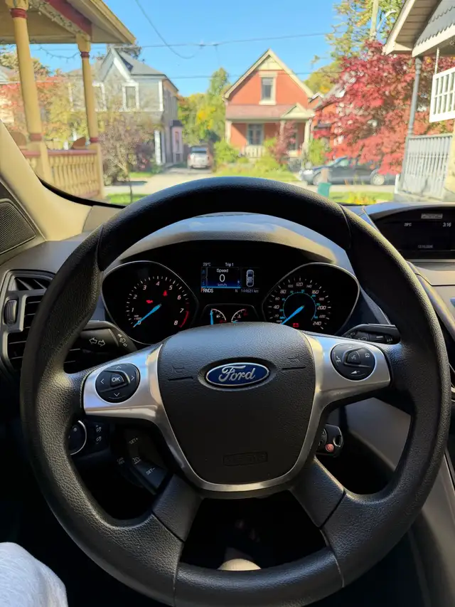 Ford Escape 2016595518100372858889