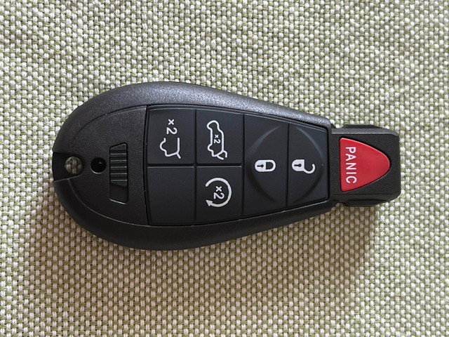 Jeep keyfob fobik in Other Parts & Accessories in Moose Jaw