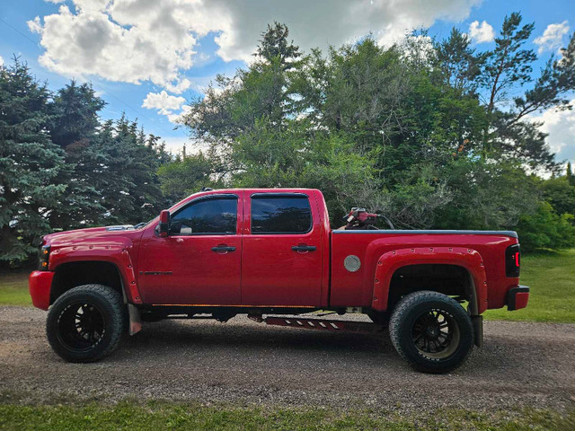 duramax for sale  in Cars & Trucks in Edmonton - Image 2