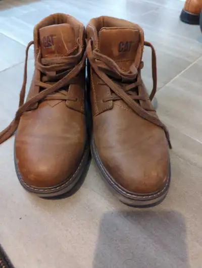 Cat shoes - mens 9 1/2, View more