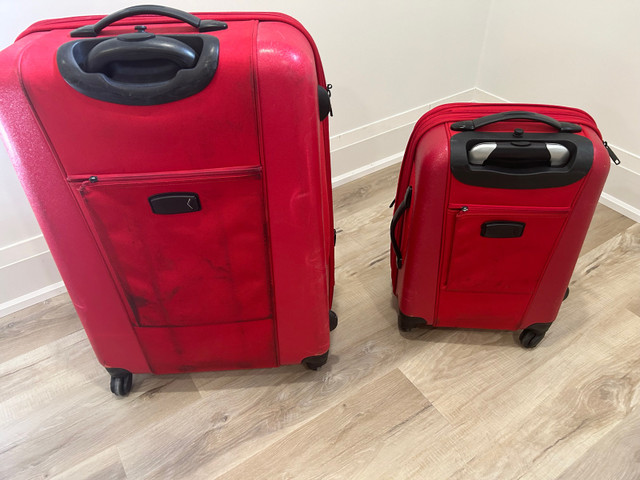Heys two piece luggage in Other in Oakville / Halton Region - Image 3