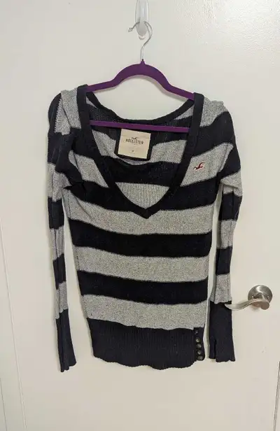 Hollister Striped Sweater - Women's Medium , View more