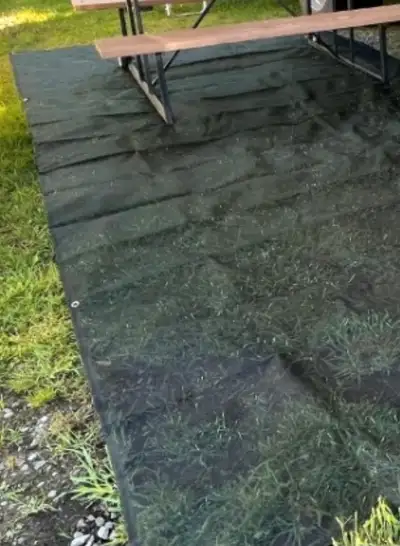 Tapis 7 pi x 18 pi, idéal pour tous les types de sol en camping, pelouse, béton et le sable. Accepté...