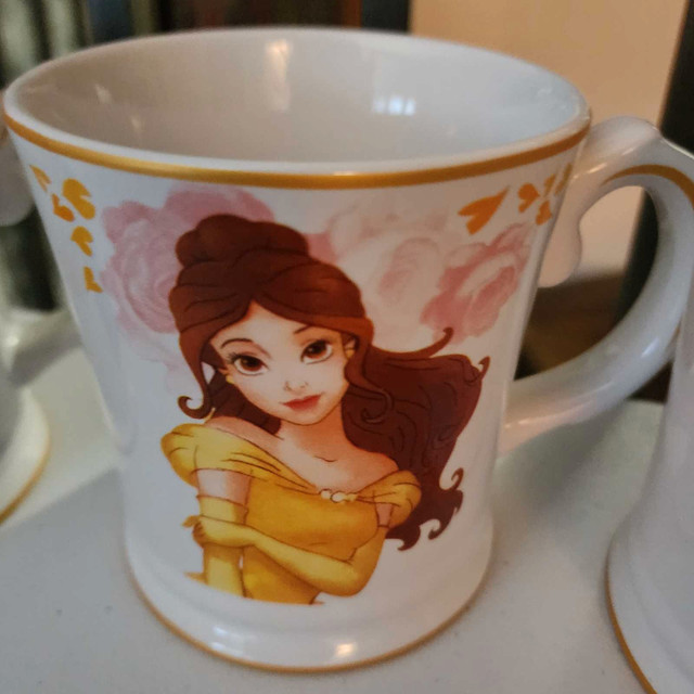 Tasses princesses Disney princess mugs 25$ ch ea. Except duo dans Vaisselle et articles de cuisine  à Ville de Montréal - Image 2