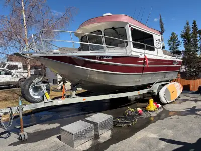 2008 Thunderjet TJ Offshore 24 ‘ with 2’ transom. 108 inch beam 160 gallon fuel tank Yamaha 300 main...