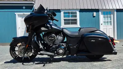 2023 Indian Chieftain Darkhorse · Driven 2,130 kilometers 2023 Indian Chieftain Darkhorse for sale....