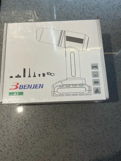 This is a brand-new Benjen A3 vacuum, ready to make your cleaning tasks a breeze. This cordless vacu...