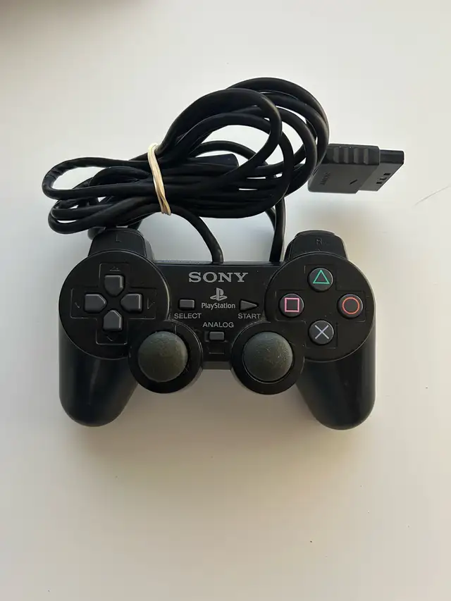 PS1/2 controllers in Older Generation in Winnipeg - Image 5