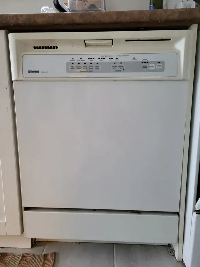 Électroménagers à vendre in Refrigerators in Sherbrooke - Image 6