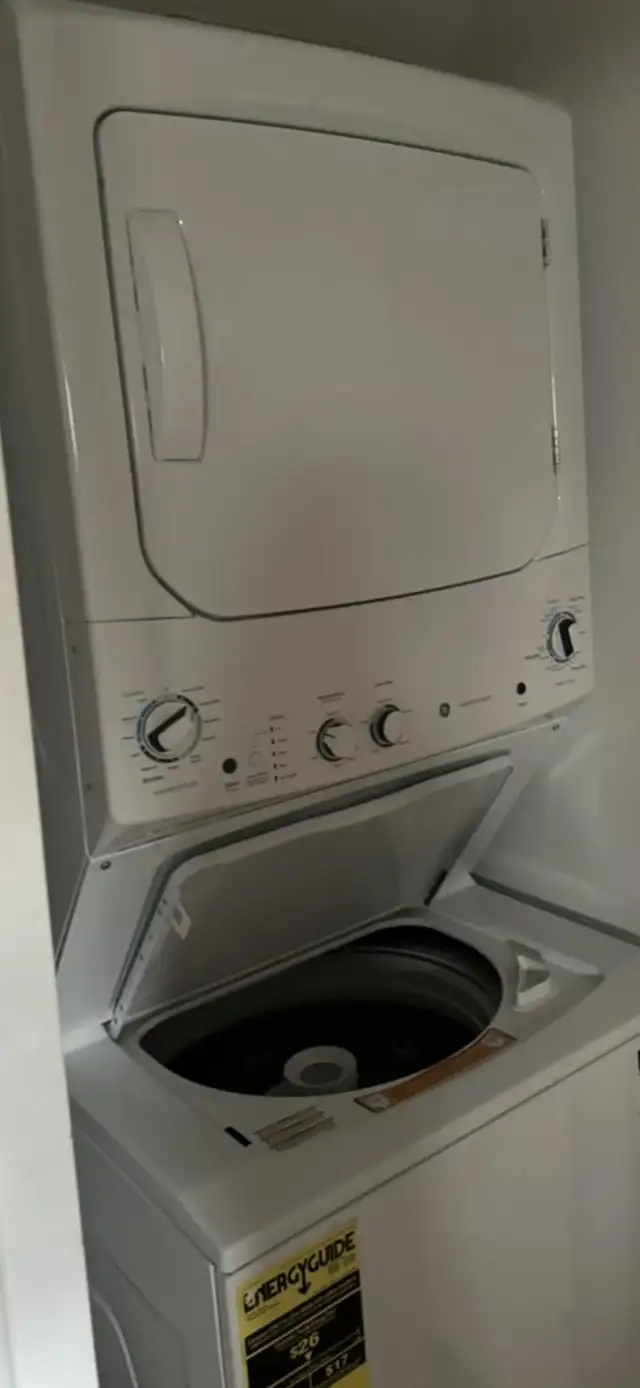 basement apt in Long Term Rentals in City of Toronto - Image 6