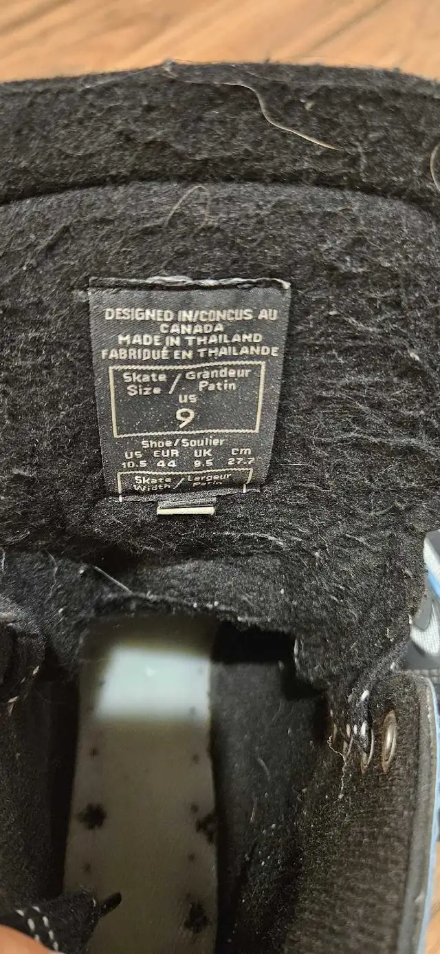 Roller Skates CCM  in Skates & Blades in Mississauga / Peel Region - Image 3