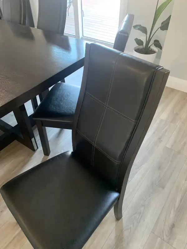 5 Dining Chairs in Dining Tables & Sets in Kingston - Image 7