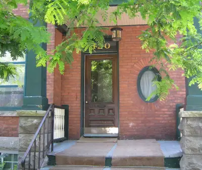 Charming 1  Bed Centretown Apartment for Rent - Sept 1st