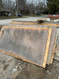 For Sale - 3/8 inch 4 ft x 8 ft Standard Spruce Plywood - Used