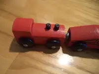 Ensembles de petits trains avec railles