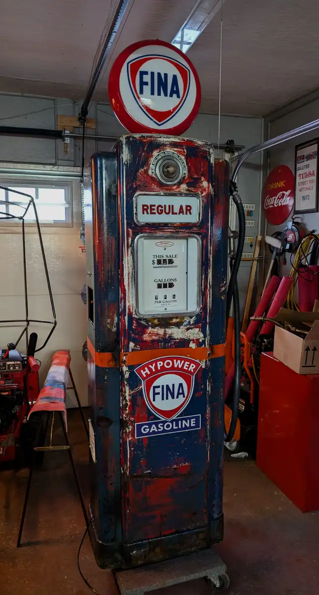 WAYNE 70 Fina Gas Pump in Arts & Collectibles in Oshawa / Durham Region - Image 3