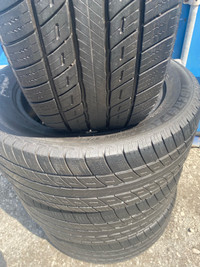4 pneus d’été usagés à vendre Uniroyal Tigerpaw 275/55R20 113H