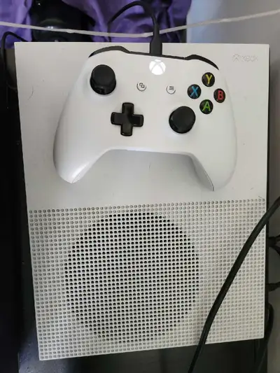 Xbox Series S 1 Tb, View more