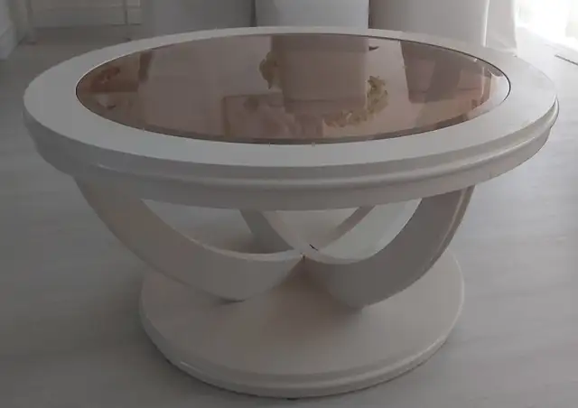 Glass Top Round Coffee Table - Cream Coloured in Coffee Tables in City of Toronto - Image 8