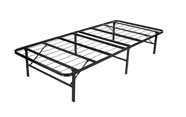 TWIN / DOUBLE SIZE SOLID PLATFORM BED NO BOX NEEDED… in Beds & Mattresses in Oakville / Halton Region - Image 2