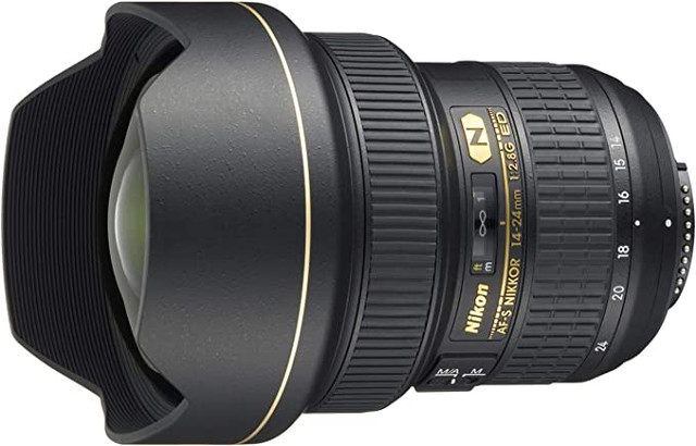 Nikon 14-24mm 1:2.8G ED wide angle lens full frame in Cameras & Camcorders in Edmonton