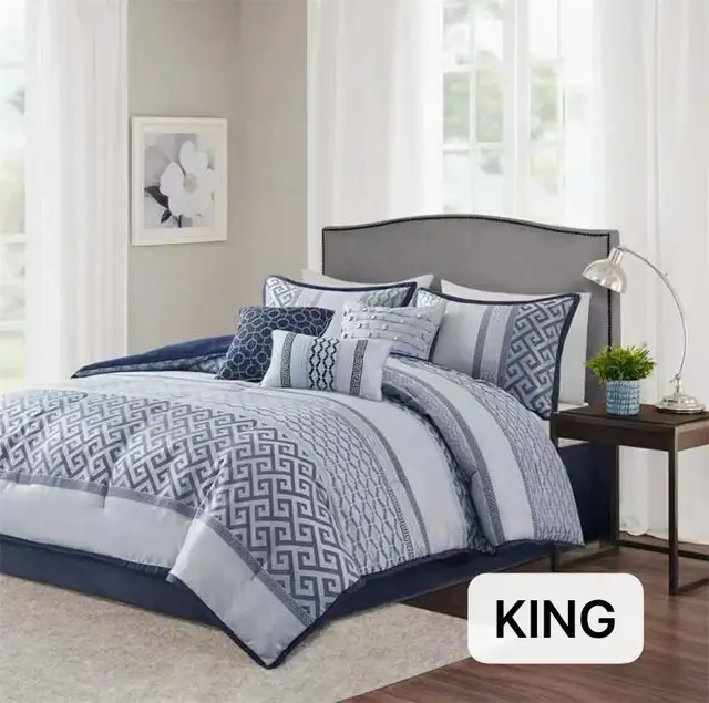 7pieces cotton/polyester Queen King Bed set in Bedding in City of Toronto - Image 4