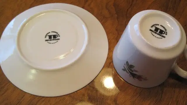 Tientsin porcelain cup and saucer in Arts & Collectibles in Saskatoon - Image 6