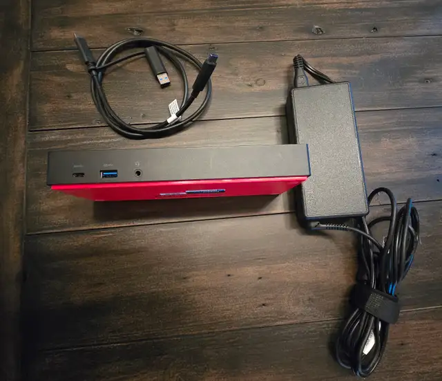 Laptop Hybrid Docking Station -universal in Laptop Accessories in City of Toronto - Image 3