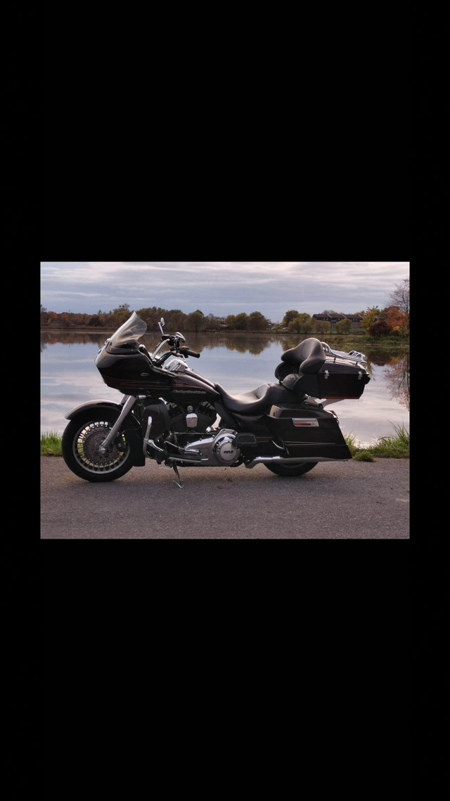 2011 Harley davidson road glide ultra in Touring in Ottawa - Image 3