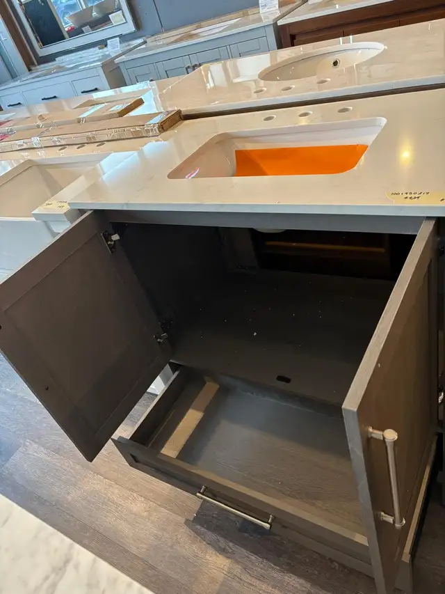 BRAND NEW 36" Bathroom Vanity in Grey with White Stone top in Cabinets & Countertops in Oakville / Halton Region - Image 6