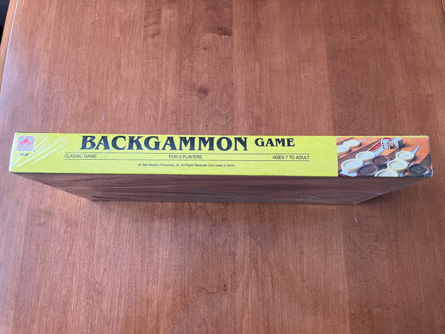 Brand New Vintage Backgammon Game by Golden from 1989 dans Jouets et jeux  à Ville de Montréal - Image 3