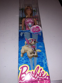 Barbie water play doll for kids/poupée pour enfants 