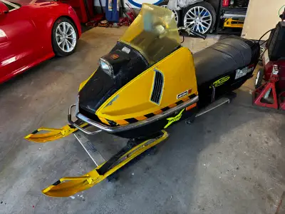 Starts and runs good with good power. Fun machine for the collector or vintage rider.
