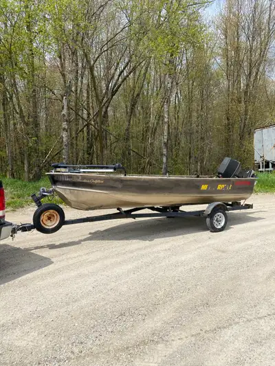 16’ Lund 55 hp Evinrude 2 stroke Boats in fair condition motor runs great 3 Batteries for the motor,...