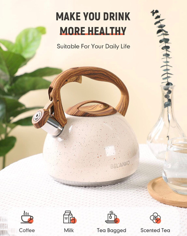 New Tea Kettle, 3 Liter Teapot for Stovetops Wood Pattern Handle in Other in Markham / York Region - Image 2