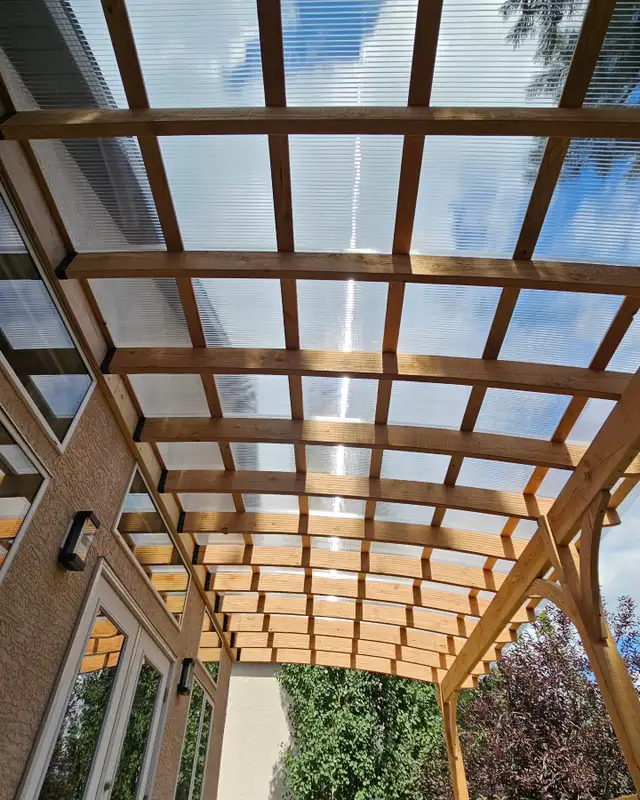 POLYCARBONATE PANELS & ACCESSORIES / 4,6,8,10,16mm / IN STOCK in Roofing in Medicine Hat - Image 4