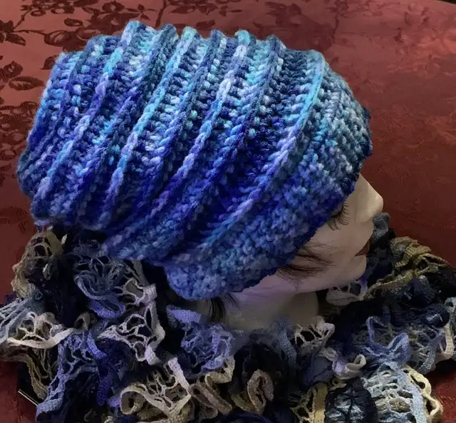 Crocheted (Slightly/Super) SLOUCHY HATS! Crafted by me! NEW! in Women's - Tops & Outerwear in Hamilton - Image 5
