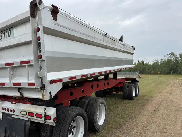 2004  Capital quad wagon in Other in Delta/Surrey/Langley - Image 7
