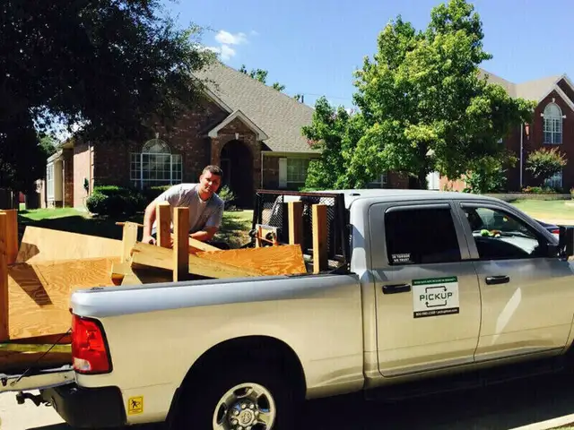 $40 Same day low cost junk removal/deliveries/moving 519-9330443630056622933771223