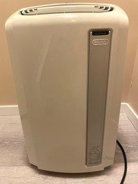 DELONGHI 12.000 BTU Portable Air Conditioner with Remote Control